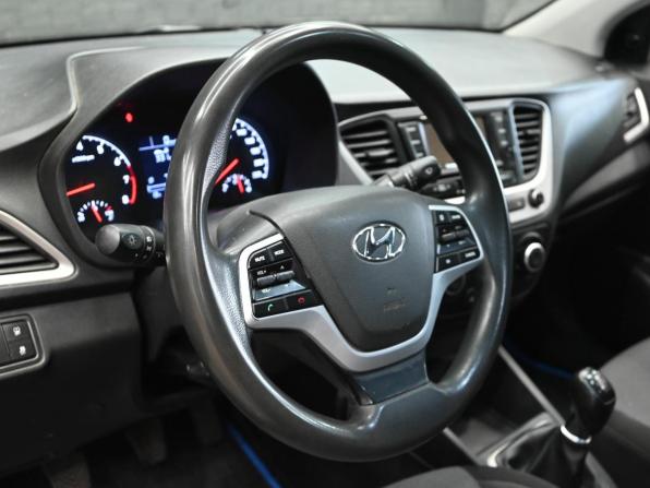 Hyundai Solaris II с пробегом 2018 года, цена 1 150 000 рублей, 172759 км, седан, Автокод Объявления