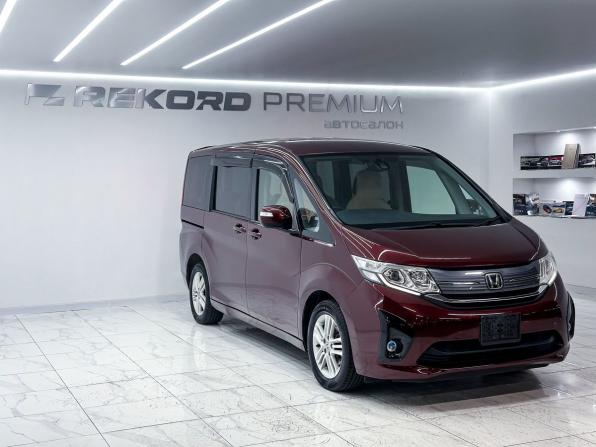 Honda Stepwgn IV Рестайлинг с пробегом 2015 года, цена 2 400 000 рублей, 111100 км, минивэн, Автокод Объявления