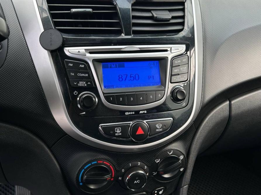 Hyundai Solaris I Липецк  - изображение 17