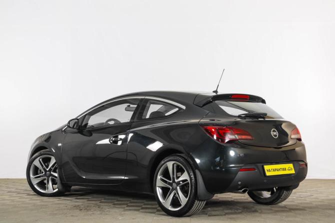 Opel Astra J Рестайлинг с пробегом 2013 года, цена 1 489 000 рублей, 69600 км, хэтчбек, Автокод Объявления