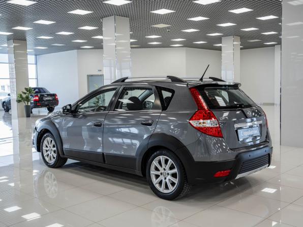 Dongfeng H30 Cross с пробегом 2016 года, цена 567 000 рублей, 54208 км, хэтчбек, Автокод Объявления