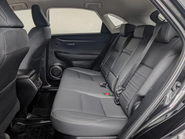 Lexus NX I Рестайлинг с пробегом 2021 года, цена 4 190 000 рублей, 30236 км, внедорожник, Автокод Объявления
