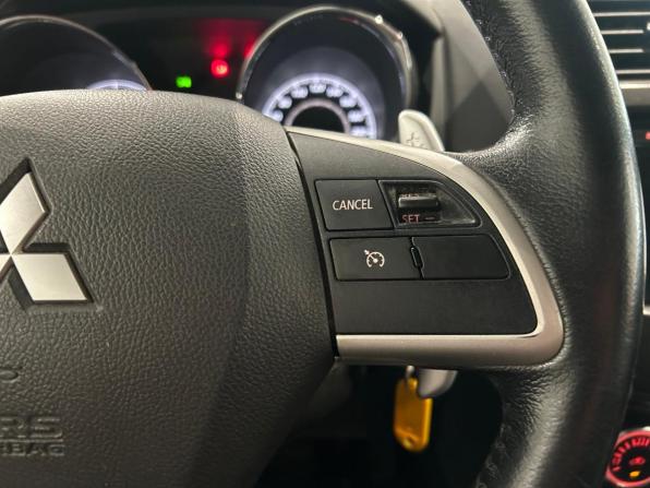Mitsubishi ASX I Рестайлинг с пробегом 2013 года, цена 999 000 рублей, 236708 км, внедорожник, Автокод Объявления