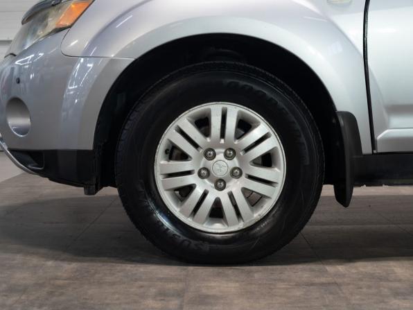 Mitsubishi Outlander II с пробегом 2007 года, цена 1 100 000 рублей, 303000 км, внедорожник, Автокод Объявления