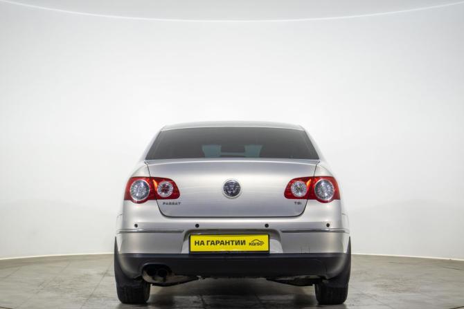 Volkswagen Passat B6 с пробегом 2010 года, цена 849 000 рублей, 163350 км, седан, Автокод Объявления