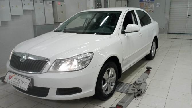 Skoda Octavia II (A5) Рестайлинг с пробегом 2012 года, цена 825 000 рублей, 102722 км, лифтбек, Автокод Объявления
