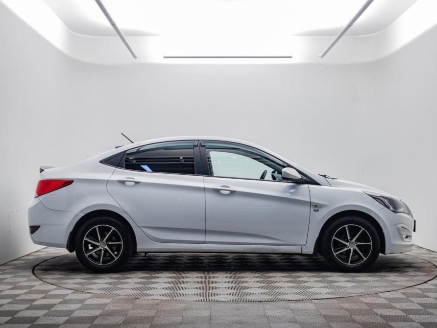 Hyundai Solaris I Рестайлинг Москва  - изображение 4