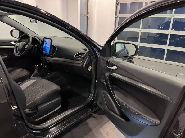 Lada (ВАЗ) Vesta I Рестайлинг (NG) с пробегом 2025 года, цена 1 460 000 рублей, 12776 км, седан, Автокод Объявления