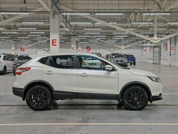 Nissan Qashqai II с пробегом 2018 года, цена 1 579 999 рублей, 129220 км, внедорожник, Автокод Объявления