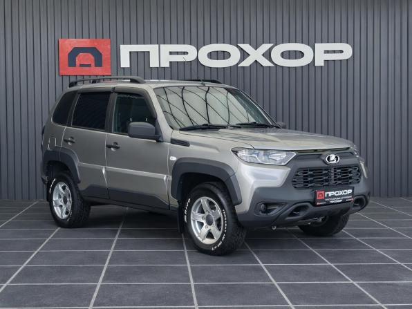 Lada (ВАЗ) Niva Travel I с пробегом 2021 года, цена 987 000 рублей, 77716 км, внедорожник, Автокод Объявления