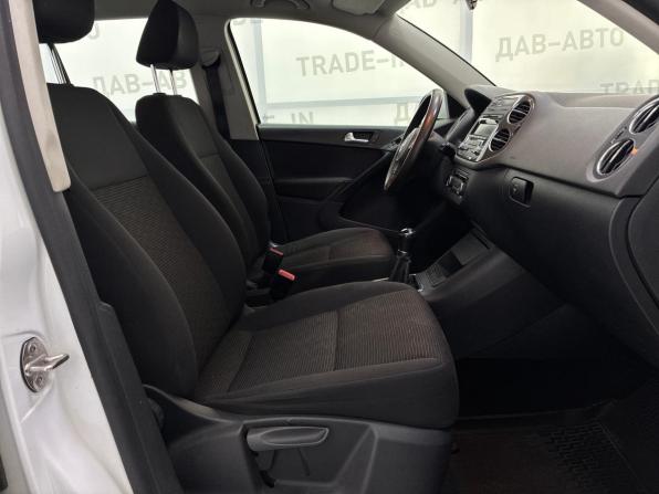 Volkswagen Tiguan I Рестайлинг с пробегом 2014 года, цена 983 000 рублей, 266000 км, внедорожник, Автокод Объявления
