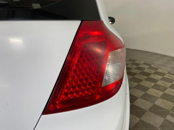 Kia Ceed I Рестайлинг с пробегом 2011 года, цена 678 000 рублей, 211183 км, хэтчбек, Автокод Объявления