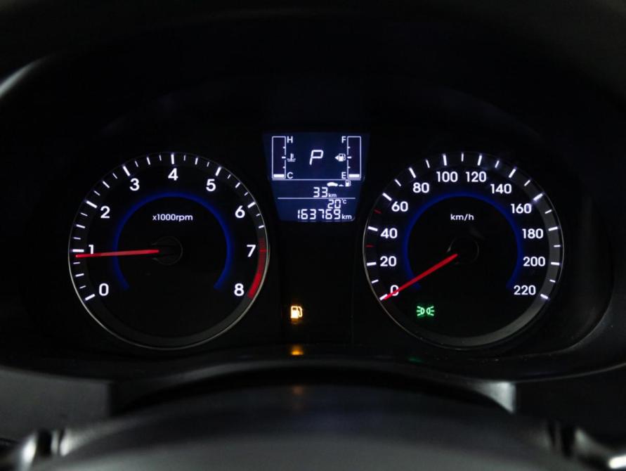 Hyundai Solaris I Рестайлинг Санкт-Петербург  - изображение 12