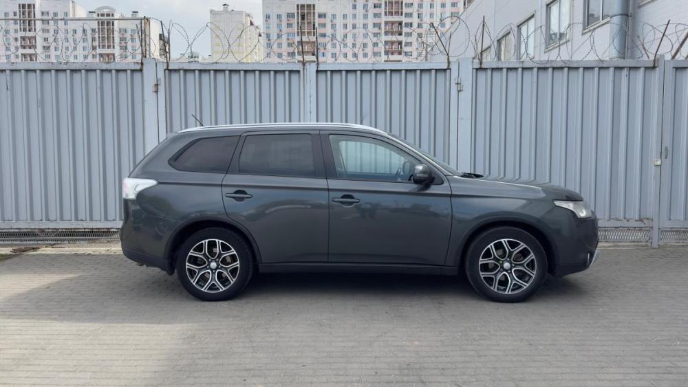 Mitsubishi Outlander III Рестайлинг Ростов-на-Дону  - изображение 8