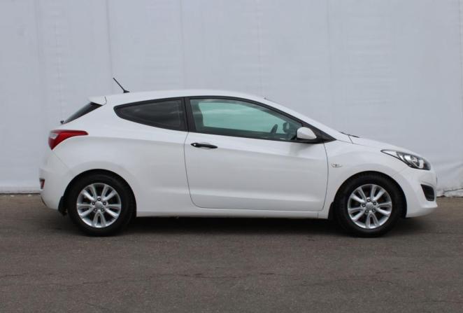 Hyundai i30 II с пробегом 2013 года, цена 750 000 рублей, 191238 км, хэтчбек, Автокод Объявления