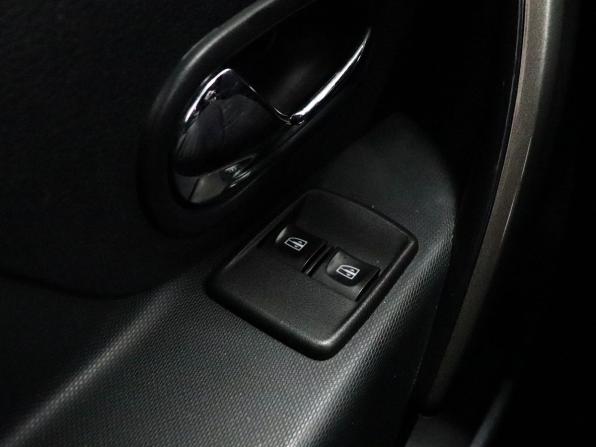 Renault Sandero II Рестайлинг с пробегом 2019 года, цена 999 000 рублей, 152772 км, хэтчбек, Автокод Объявления