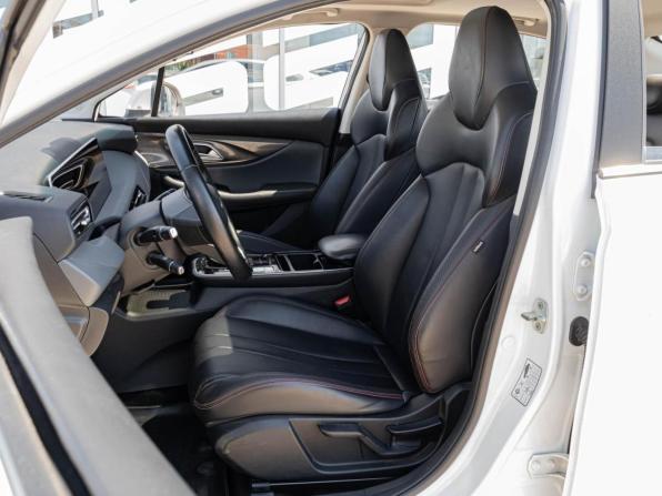 BAIC U5 Plus с пробегом 2023 года, цена 1 075 000 рублей, 134323 км, седан, Автокод Объявления