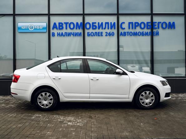 Skoda Octavia III (A7) с пробегом 2017 года, цена 1 415 000 рублей, 137990 км, лифтбек, Автокод Объявления