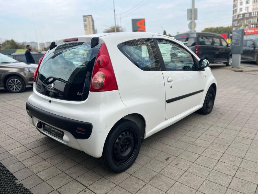 Peugeot 107 I Краснодар  - изображение 5