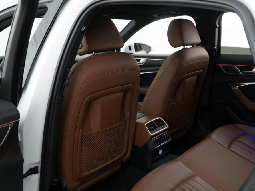 Audi A6 V (C8) Москва  - изображение 11