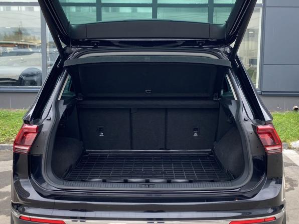 Volkswagen Tiguan II с пробегом 2017 года, цена 2 859 000 рублей, 115851 км, внедорожник, Автокод Объявления