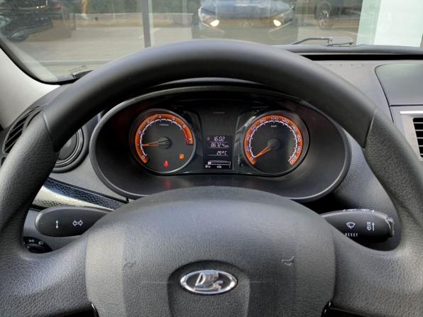 Lada (ВАЗ) Granta I Рестайлинг с пробегом 2019 года, цена 725 000 рублей, 88001 км, универсал, Автокод Объявления