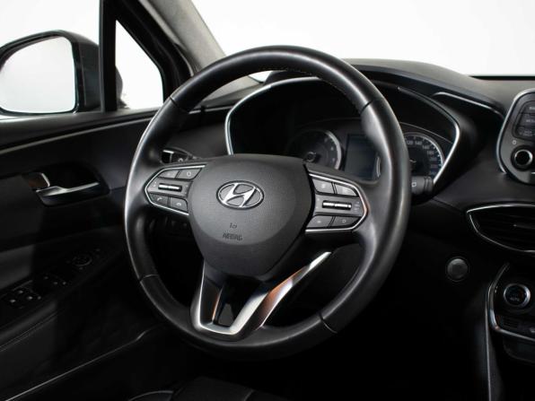 Hyundai Santa Fe IV с пробегом 2019 года, цена 3 265 000 рублей, 68329 км, внедорожник, Автокод Объявления