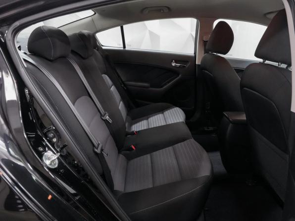 Kia Forte II Рестайлинг с пробегом 2016 года, цена 1 350 000 рублей, 135000 км, седан, Автокод Объявления