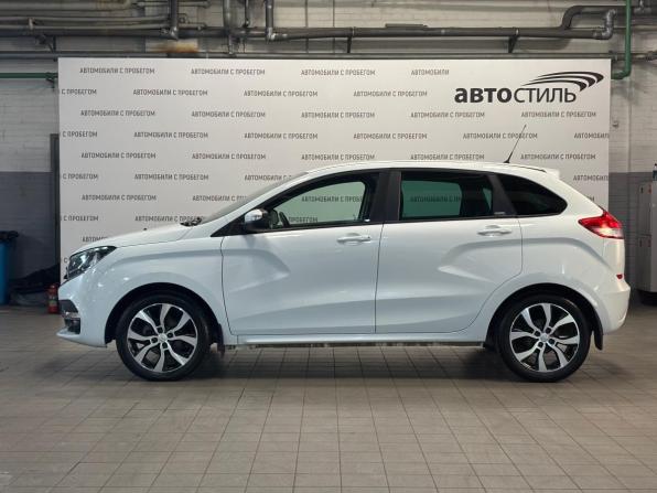 Lada (ВАЗ) XRAY I с пробегом 2018 года, цена 699 000 рублей, 123700 км, хэтчбек, Автокод Объявления