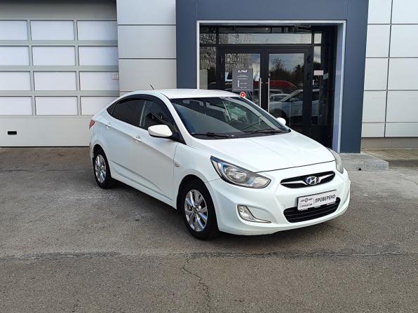 Hyundai Solaris I с пробегом 2012 года, цена 529 000 рублей, 329212 км, седан, Автокод Объявления