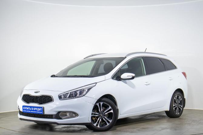 Kia Ceed II с пробегом 2013 года, цена 749 000 рублей, 200000 км, универсал, Автокод Объявления