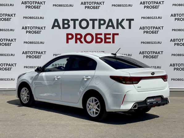 Kia Rio IV Рестайлинг с пробегом 2020 года, цена 1 730 000 рублей, 36000 км, седан, Автокод Объявления