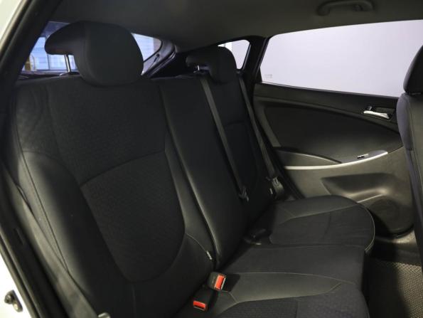 Hyundai Solaris I с пробегом 2013 года, цена 699 000 рублей, 236136 км, хэтчбек, Автокод Объявления