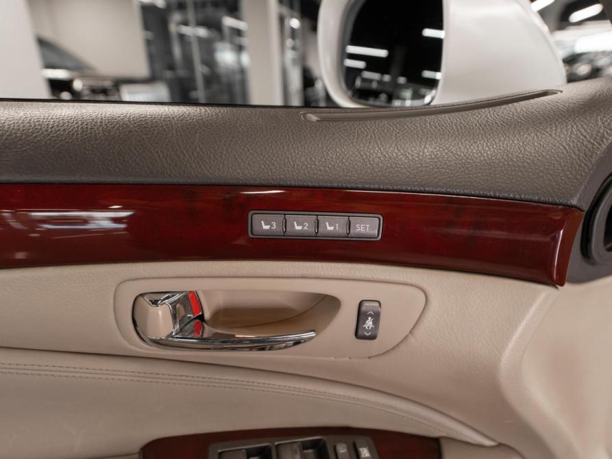 Lexus LS IV Москва  - изображение 18