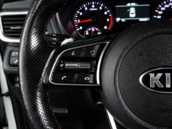 Kia Optima IV Рестайлинг с пробегом 2018 года, цена 2 099 000 рублей, 145385 км, седан, Автокод Объявления