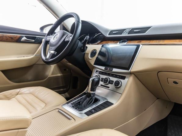 Volkswagen Passat B7 с пробегом 2012 года, цена 1 178 000 рублей, 191771 км, седан, Автокод Объявления
