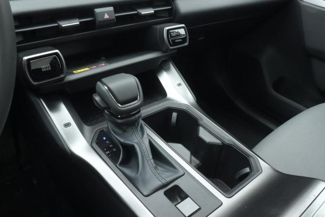 Toyota RAV4 VI (XA60) с пробегом 2025 года, цена 4 420 000 рублей, 10 км, внедорожник, Автокод Объявления