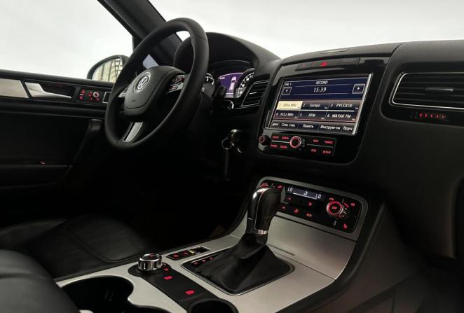 Volkswagen Touareg I Рестайлинг с пробегом 2010 года, цена 1 635 000 рублей, 333119 км, внедорожник, Автокод Объявления
