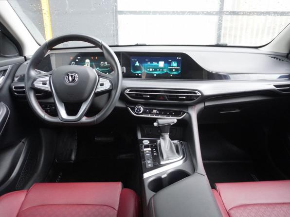 Changan Eado Plus с пробегом 2023 года, цена 1 580 000 рублей, 64463 км, седан, Автокод Объявления