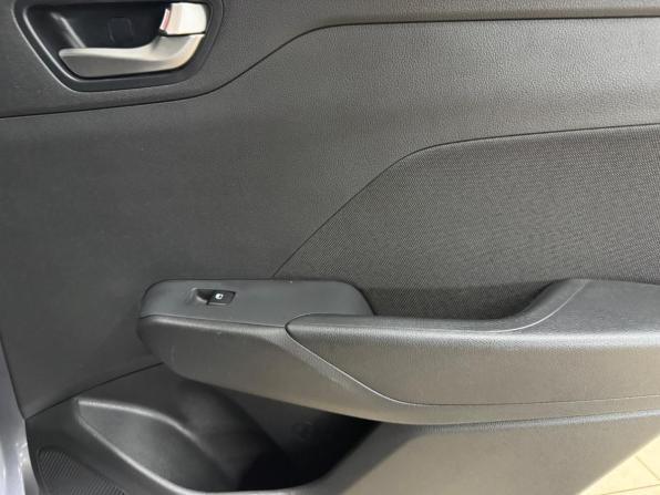 Hyundai Solaris II с пробегом 2019 года, цена 1 595 000 рублей, 32220 км, седан, Автокод Объявления