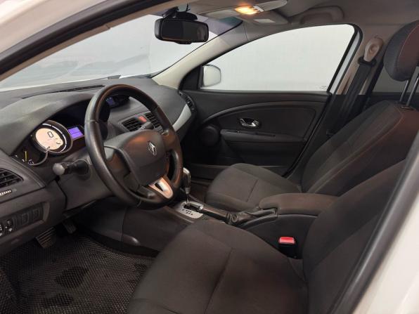 Renault Fluence I с пробегом 2010 года, цена 490 000 рублей, 251988 км, седан, Автокод Объявления
