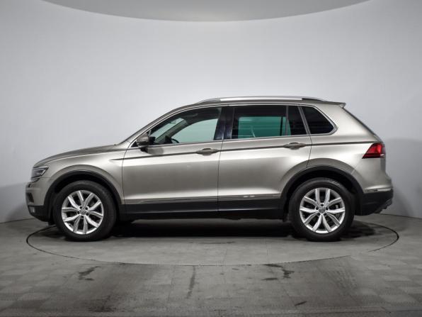 Volkswagen Tiguan II с пробегом 2017 года, цена 2 600 000 рублей, 116854 км, внедорожник, Автокод Объявления