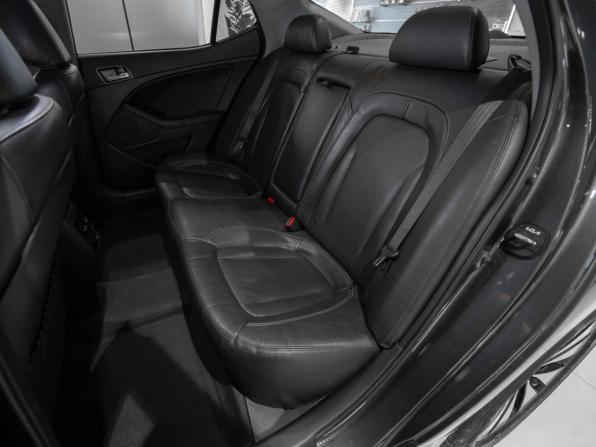 Kia K5 I с пробегом 2011 года, цена 1 095 000 рублей, 221700 км, седан, Автокод Объявления