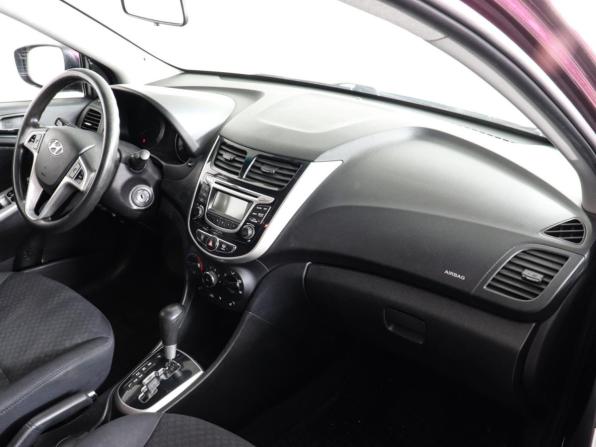 Hyundai Solaris I с пробегом 2013 года, цена 850 000 рублей, 196002 км, хэтчбек, Автокод Объявления