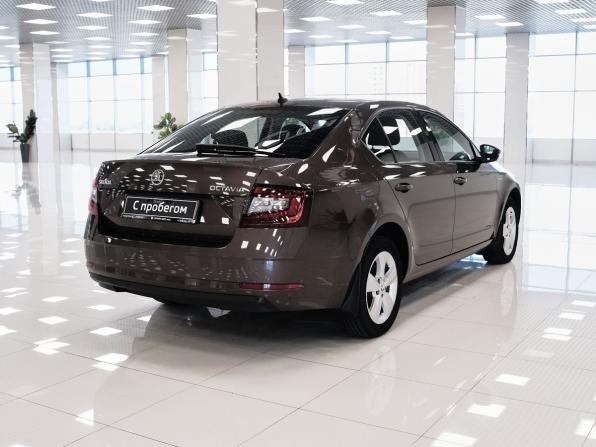 Skoda Octavia III (A7) Рестайлинг с пробегом 2019 года, цена 2 135 000 рублей, 119951 км, лифтбек, Автокод Объявления