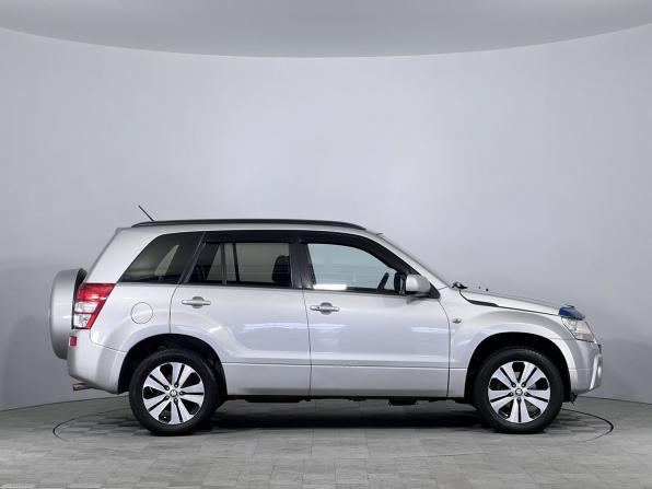 Suzuki Grand Vitara II с пробегом 2007 года, цена 900 000 рублей, 220000 км, внедорожник, Автокод Объявления