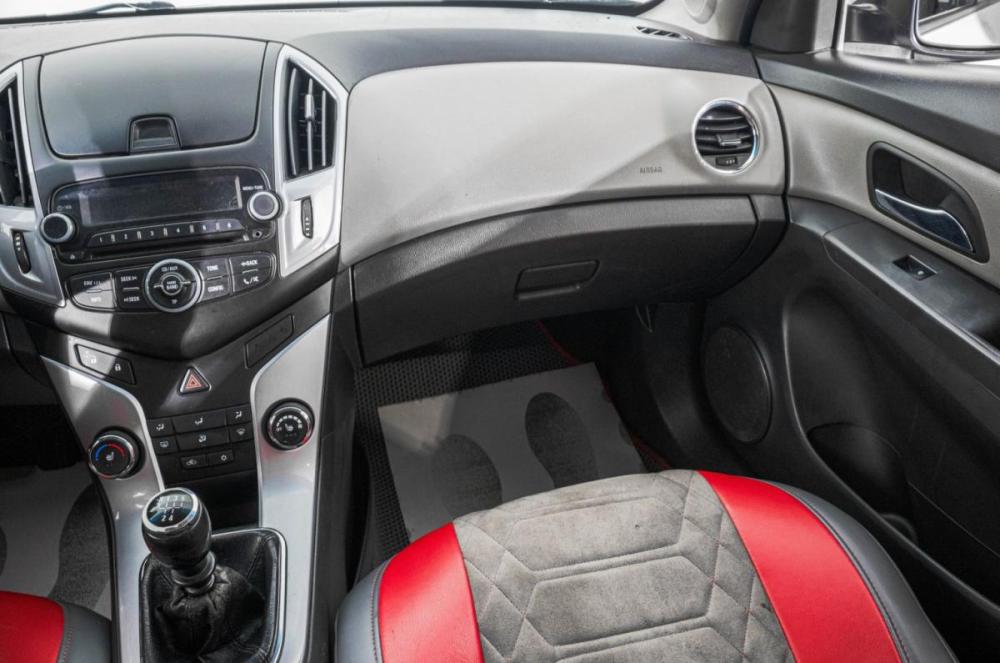 Chevrolet Cruze I Барнаул  - изображение 17