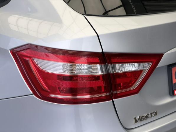 Lada (ВАЗ) Vesta I с пробегом 2019 года, цена 997 000 рублей, 97363 км, универсал, Автокод Объявления