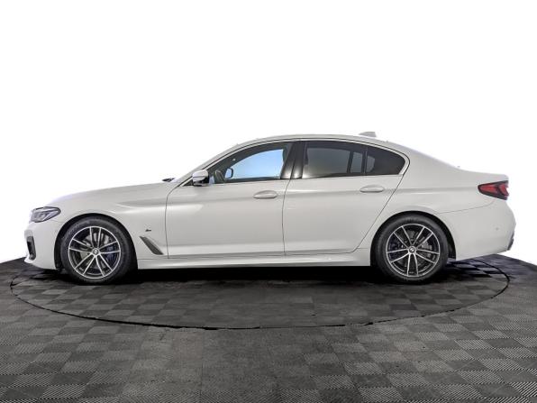 BMW 5 серии VII (G30/G31/G38) Рестайлинг с пробегом 2021 года, цена 4 500 000 рублей, 52200 км, седан, Автокод Объявления