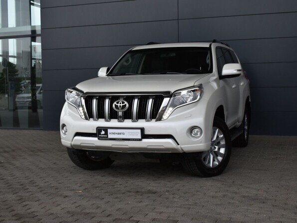 Toyota Land Cruiser Prado 2015 White